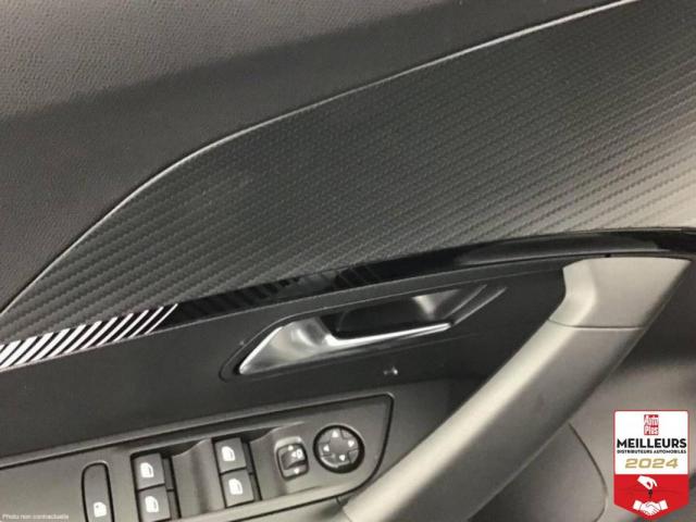 Peugeot 2008 image 1