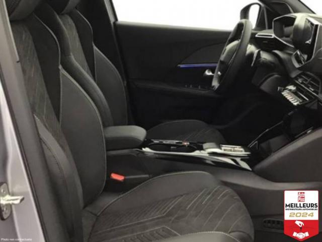 Peugeot 2008 image 1