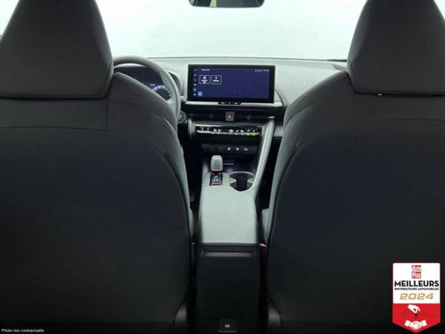 Toyota C-Hr image 6
