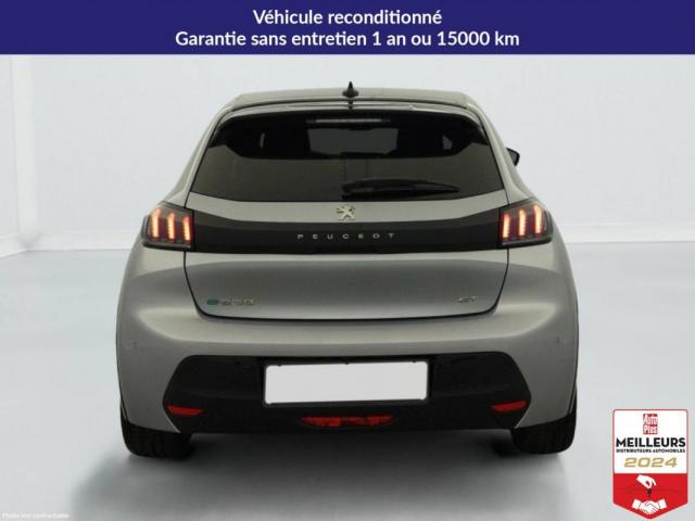 Peugeot 208 image 8