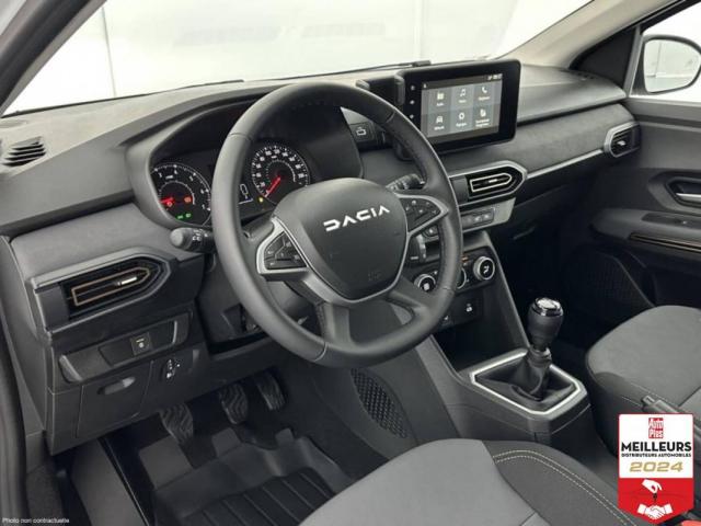 Dacia Jogger image 1