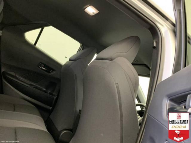 Toyota C-Hr image 6