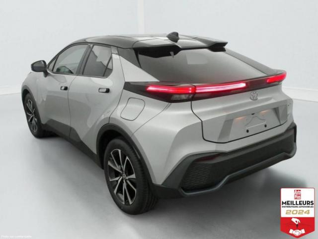 Toyota C-Hr image 9