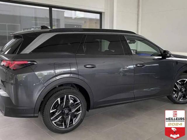 Peugeot 5008 image 1