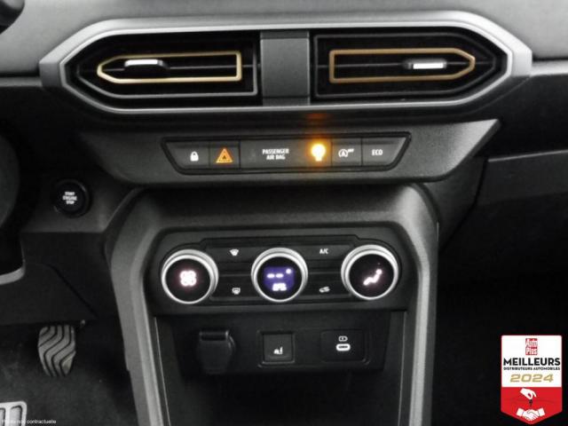 Dacia Jogger image 1