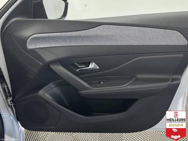 Peugeot 308 image 2