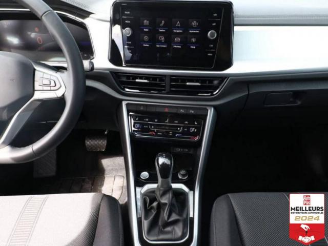 Volkswagen T-Roc image 6