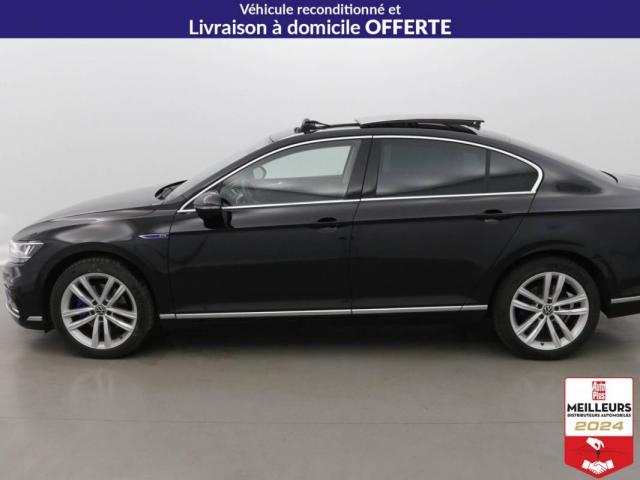 Volkswagen Passat image 8