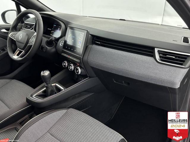 Renault Clio image 2