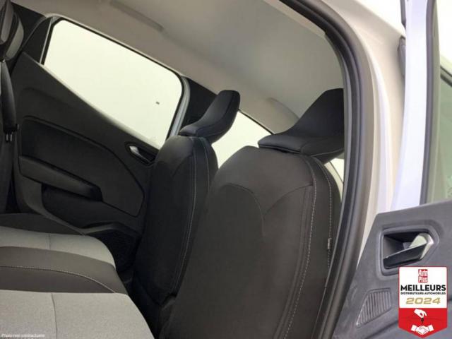 Renault Clio image 8
