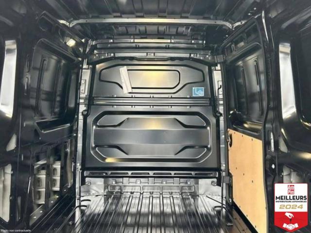 Renault Master image 1