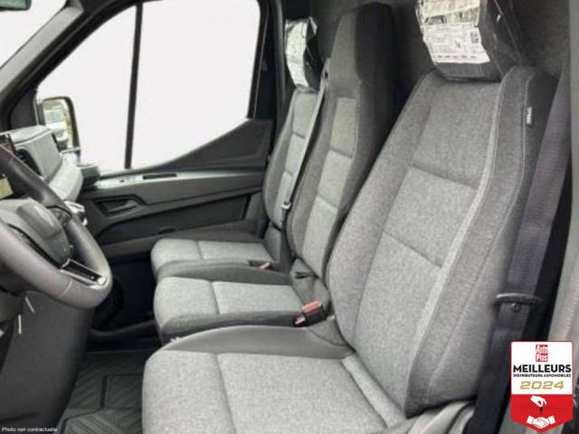 Renault Master image 8