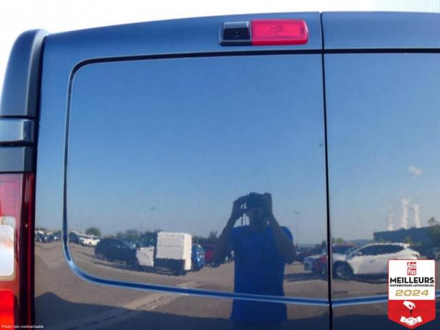 Renault Trafic image 8