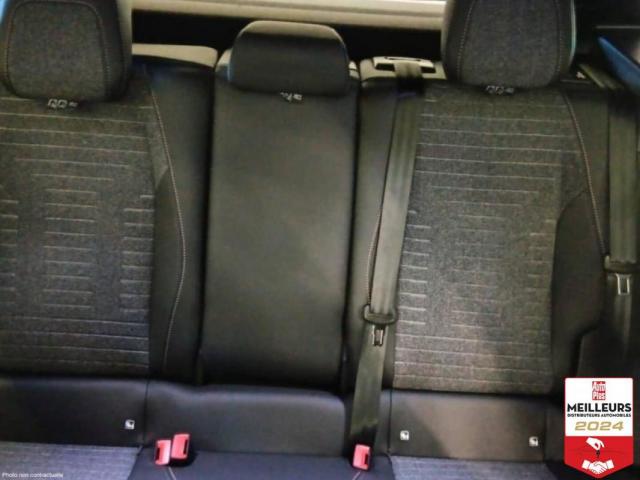 Peugeot 3008 image 3