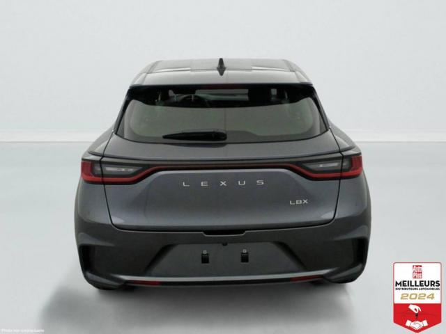 Lexus Lbx image 7