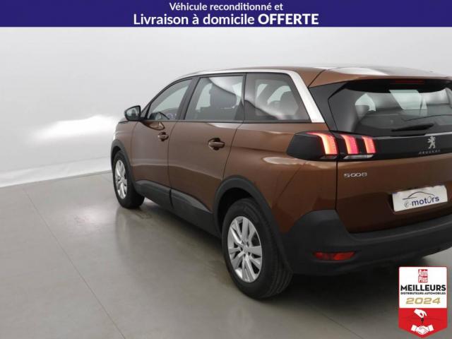 Peugeot 5008 image 6