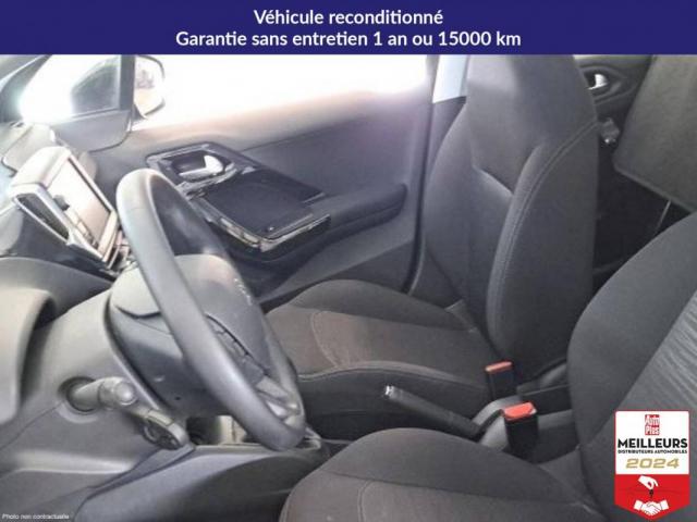 Peugeot 208 image 6