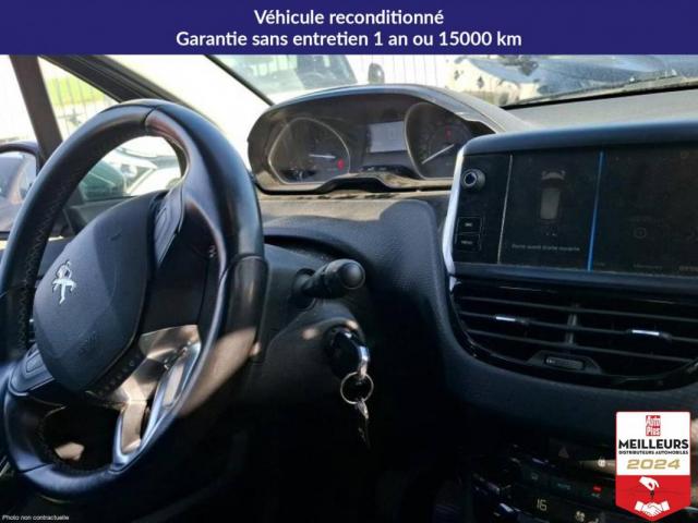Peugeot 208 image 1