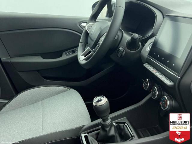 Renault Clio image 8