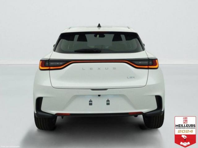 Lexus Lbx image 5