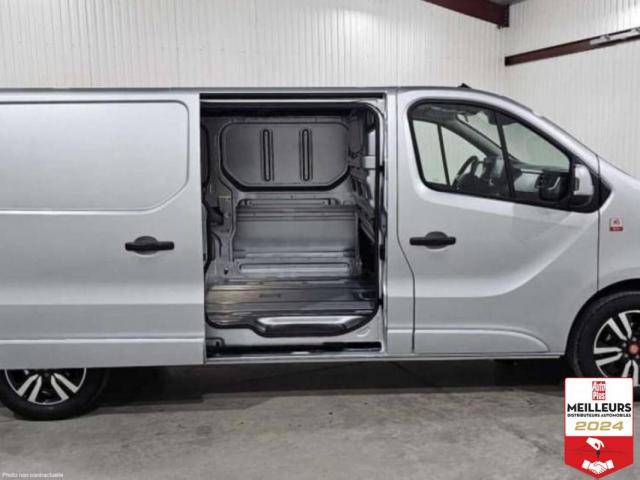 Renault Trafic image 4