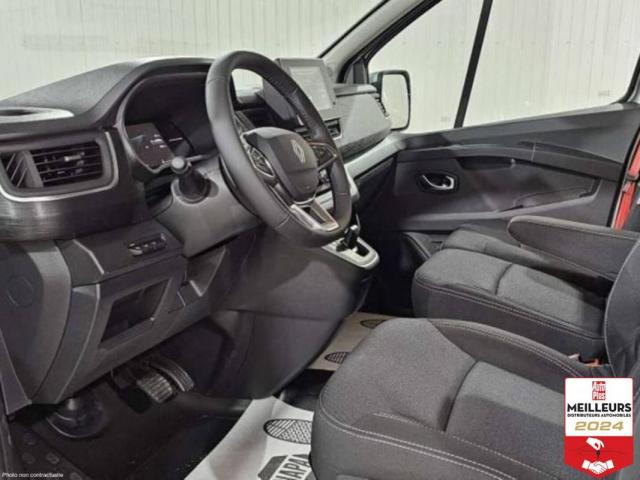 Renault Trafic image 8