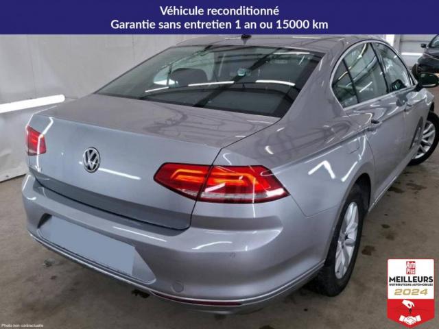 Volkswagen Passat image 1