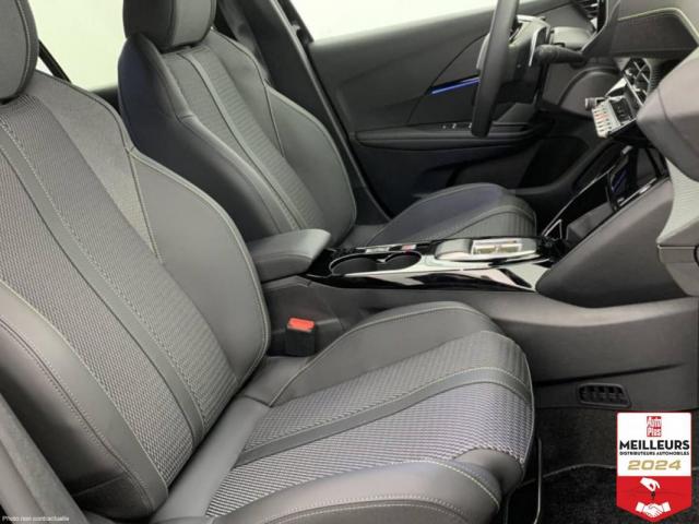 Peugeot 208 image 7