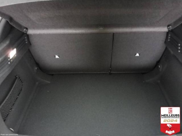 Peugeot 308 image 2
