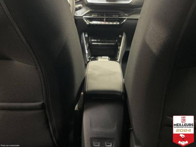 Peugeot 208 image 8