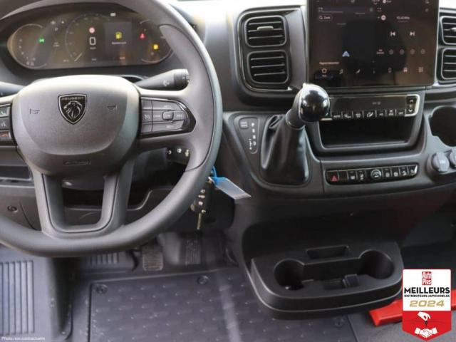 Peugeot Boxer image 1