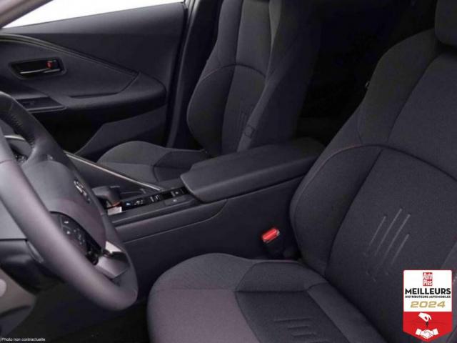 Toyota C-Hr image 2