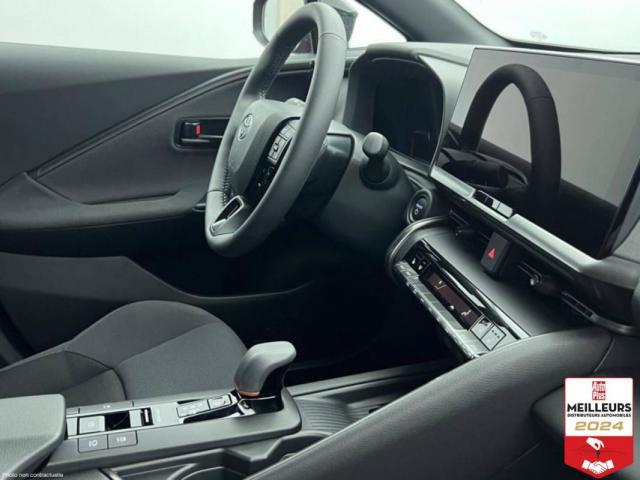 Toyota C-Hr image 7