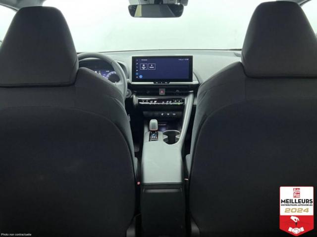 Toyota C-Hr image 2