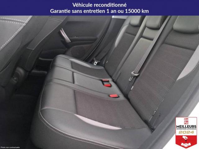 Peugeot 2008 image 2