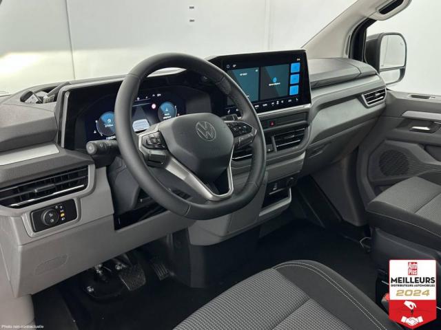 Volkswagen Transporter image 3