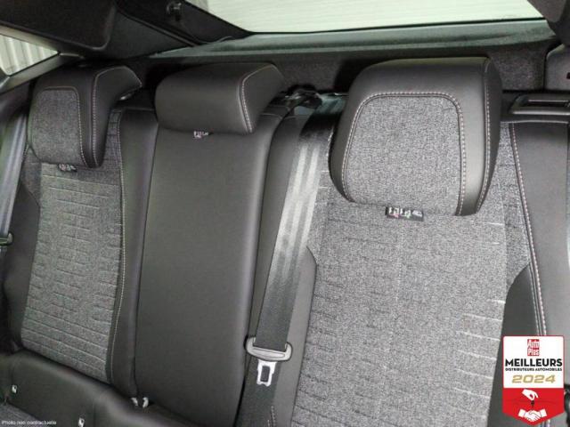 Peugeot 3008 image 3