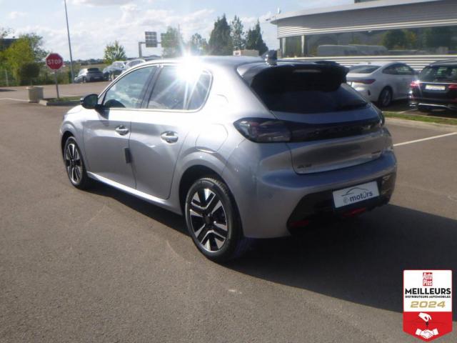 Peugeot 208 image 9