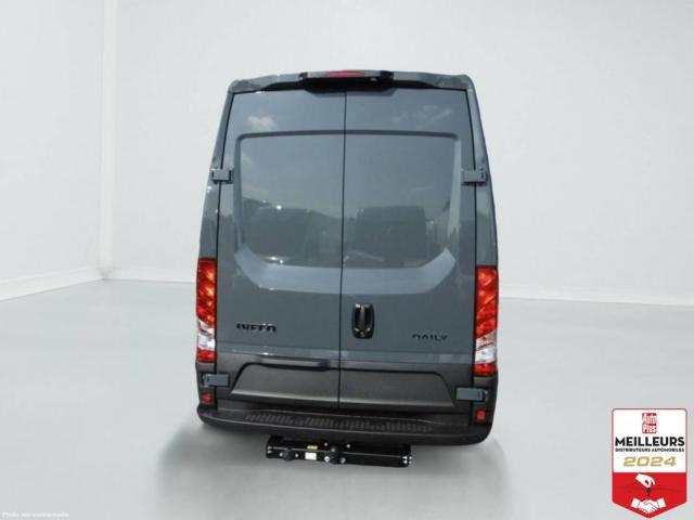 Iveco Daily image 4