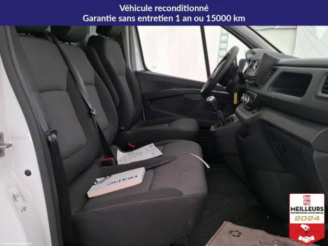 Renault Trafic image 2