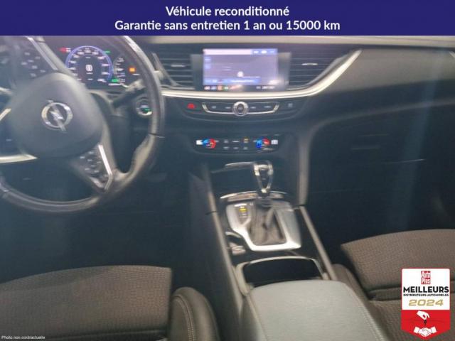 Opel Insignia image 2