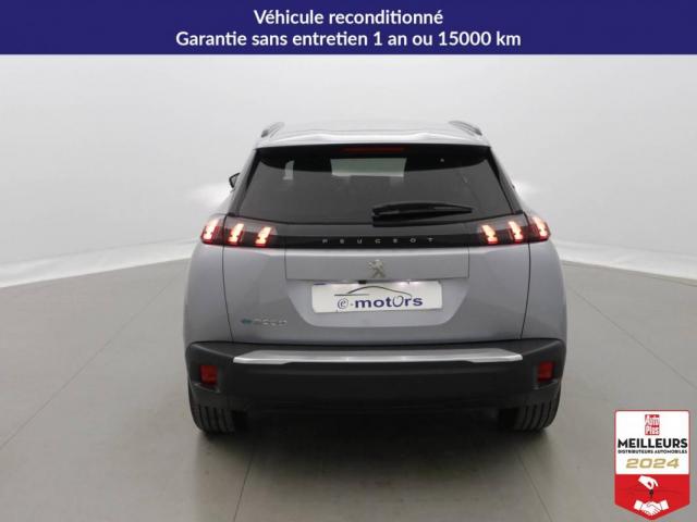 Peugeot 2008 image 8