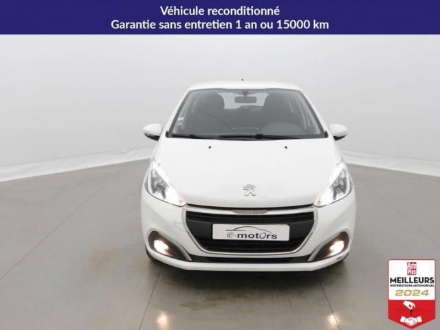 Peugeot 208 image 8