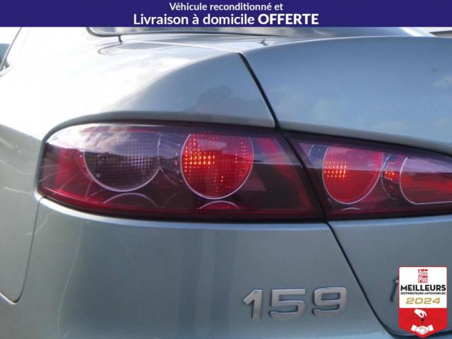 Alfa Romeo 159 image 2