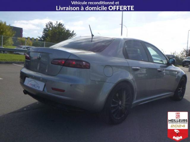 Alfa Romeo 159 image 3