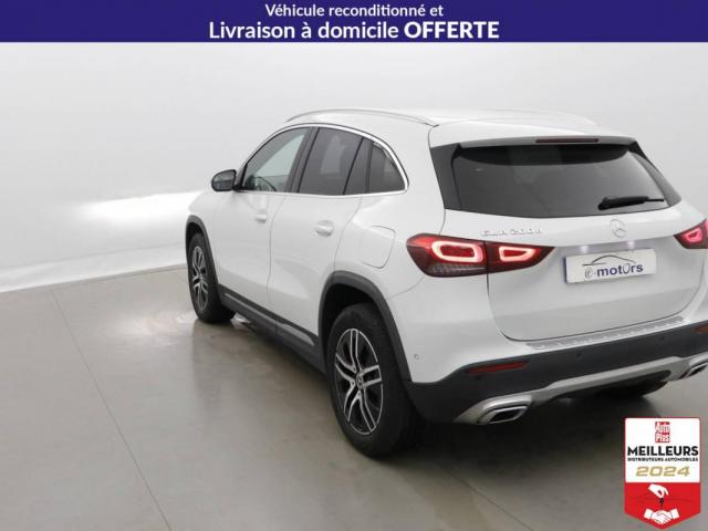 Mercedes Benz Gla image 8