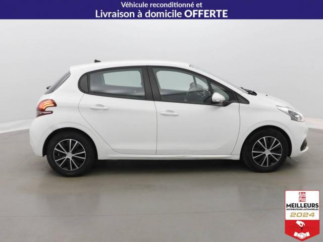 Peugeot 208 image 4