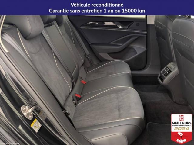 Volkswagen Passat image 9