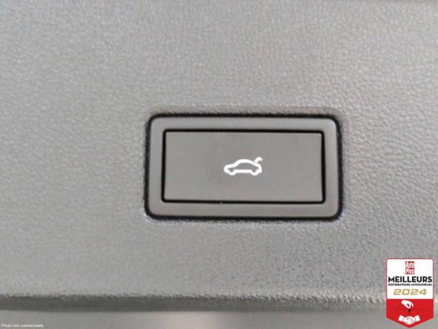 Volkswagen T-Roc image 9