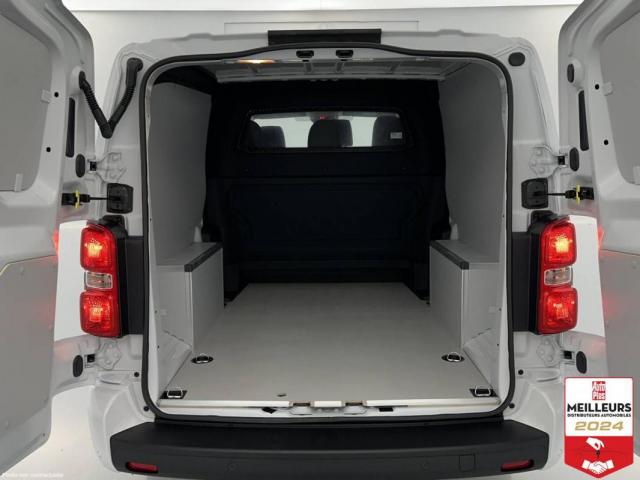 Citroen Jumpy image 2